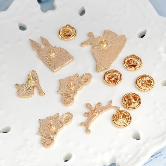 ‼️Must Bundle‼️Cinderella Princess Enamel Pins - Picture 5 of 7